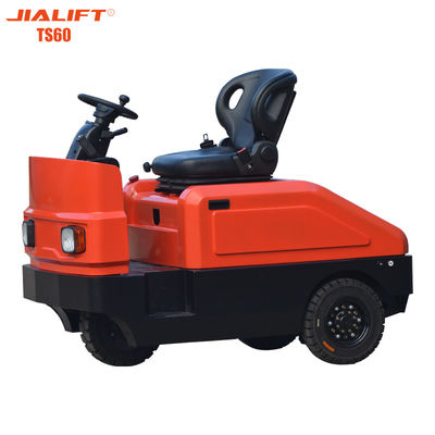 qualità  6000kg Electric Tow Tractor Motors Seated Electric Baggage Tug  5500N fabbrica